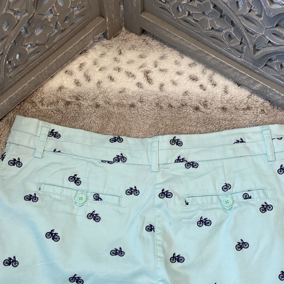 NWT! British Kahaki shorts size 10 mint green navy embroidered bicycle vacation - Picture 9 of 12